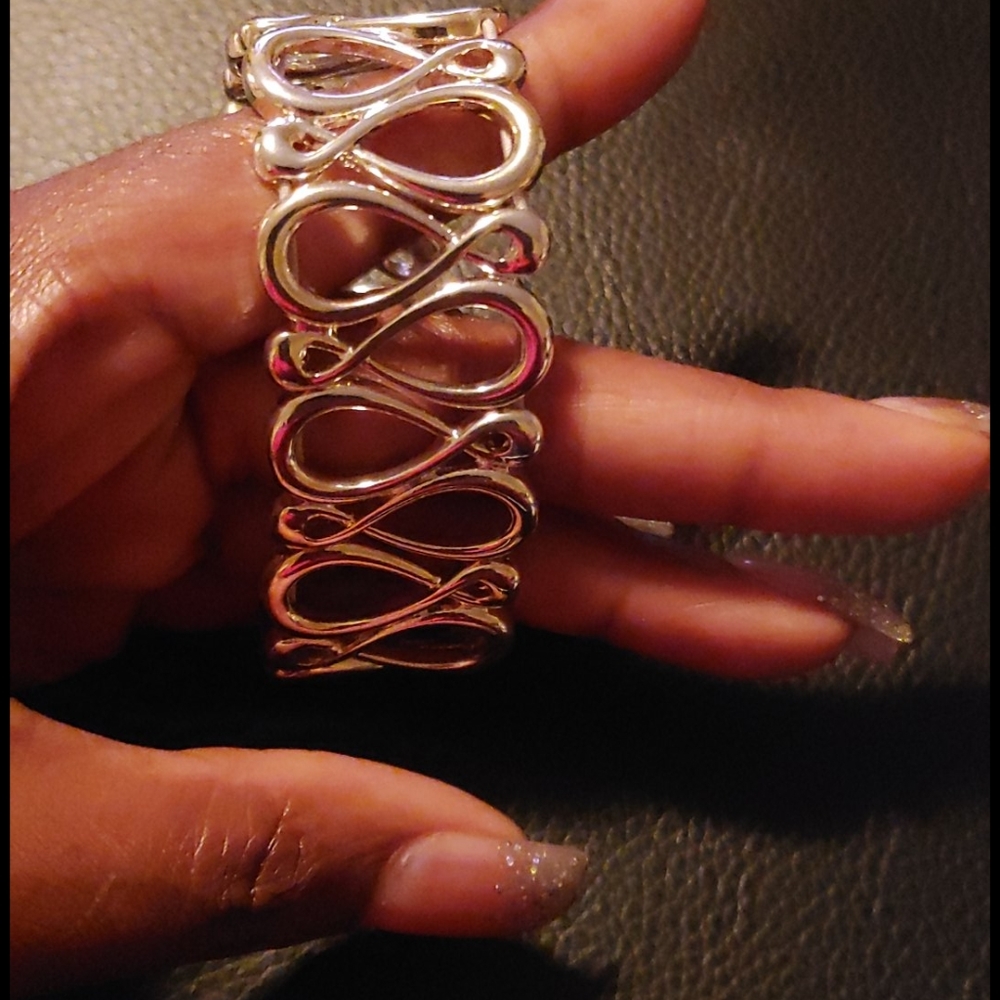 Women's Silver Braclet